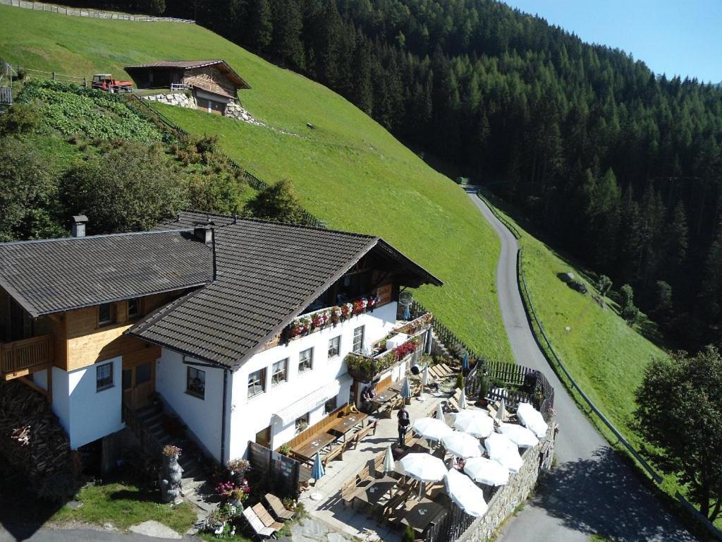 سكين Gasthaus Oberkirn المظهر الخارجي الصورة