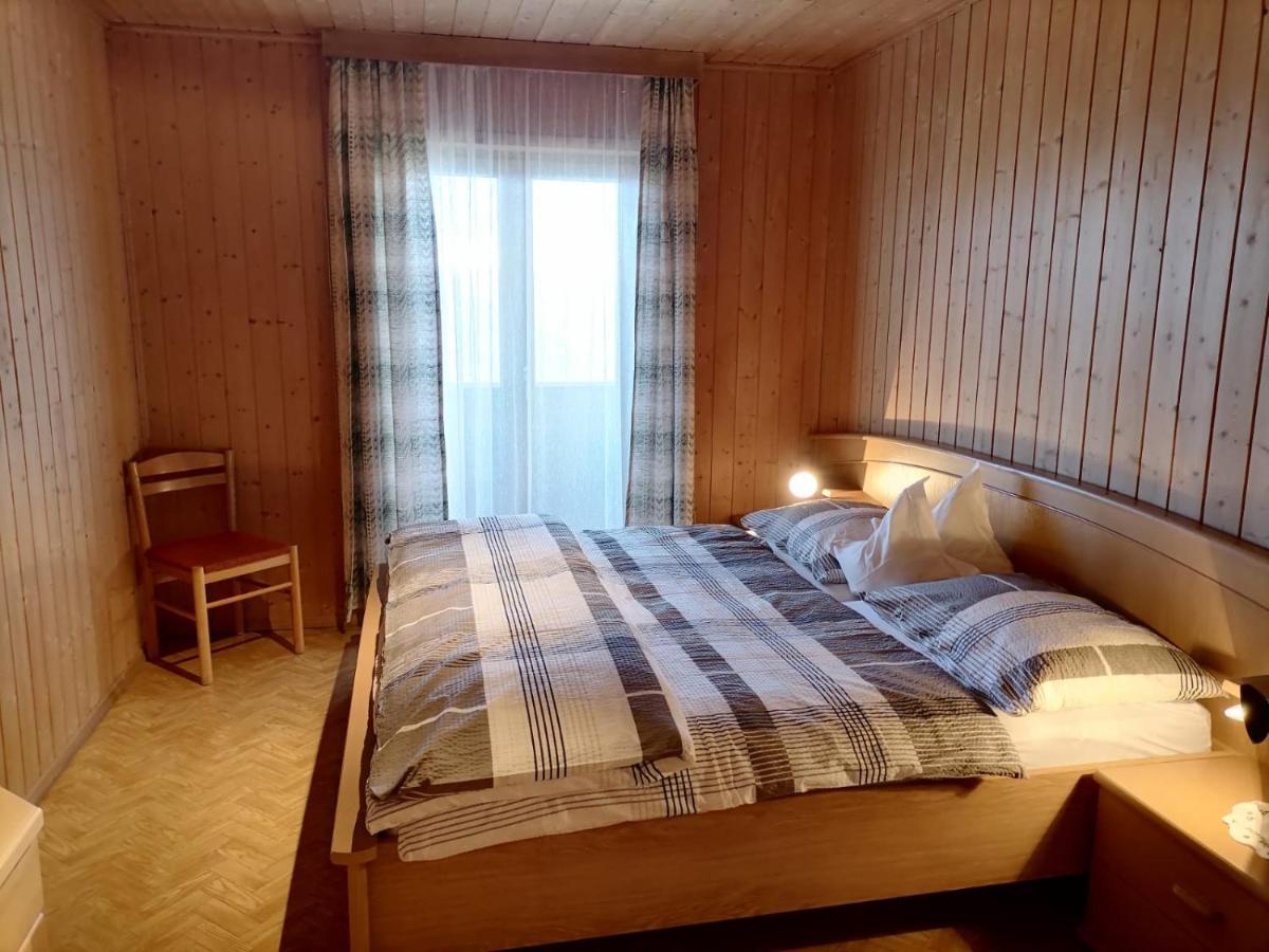 سكين Gasthaus Oberkirn المظهر الخارجي الصورة